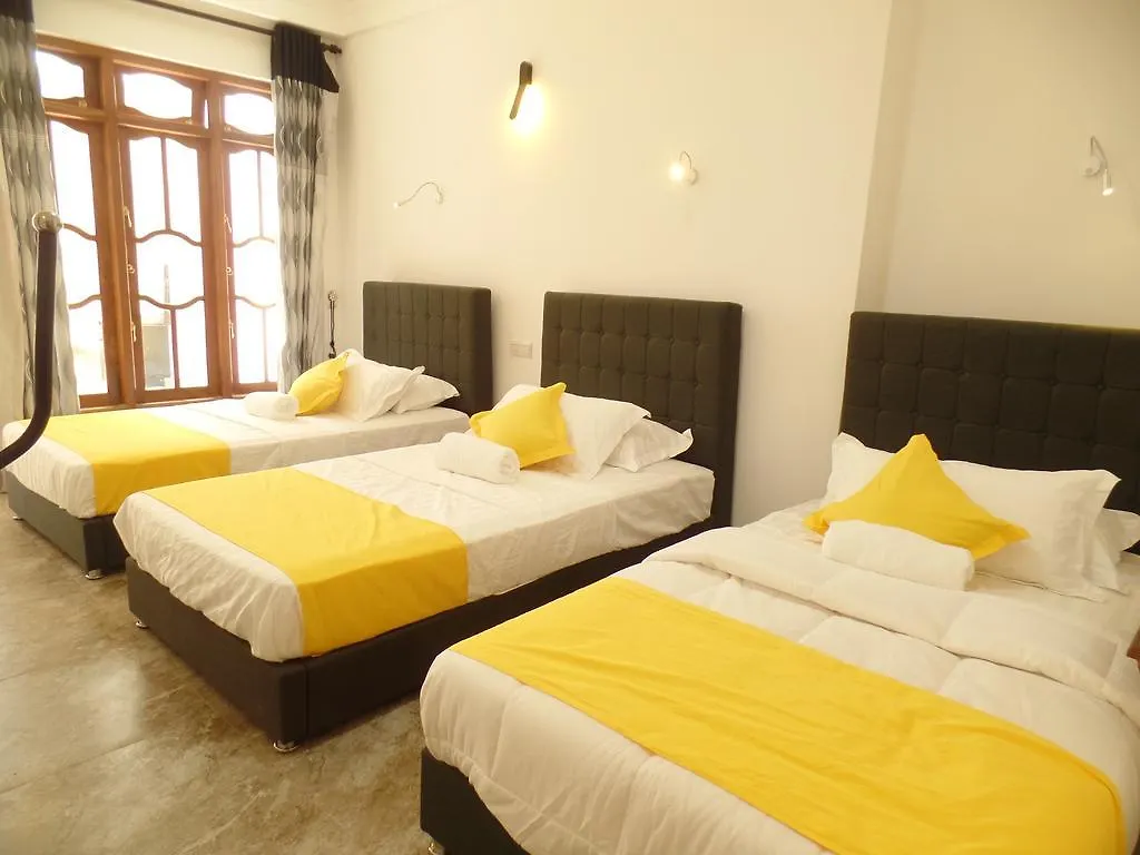 Hotel Kandyan Bluestar Villa