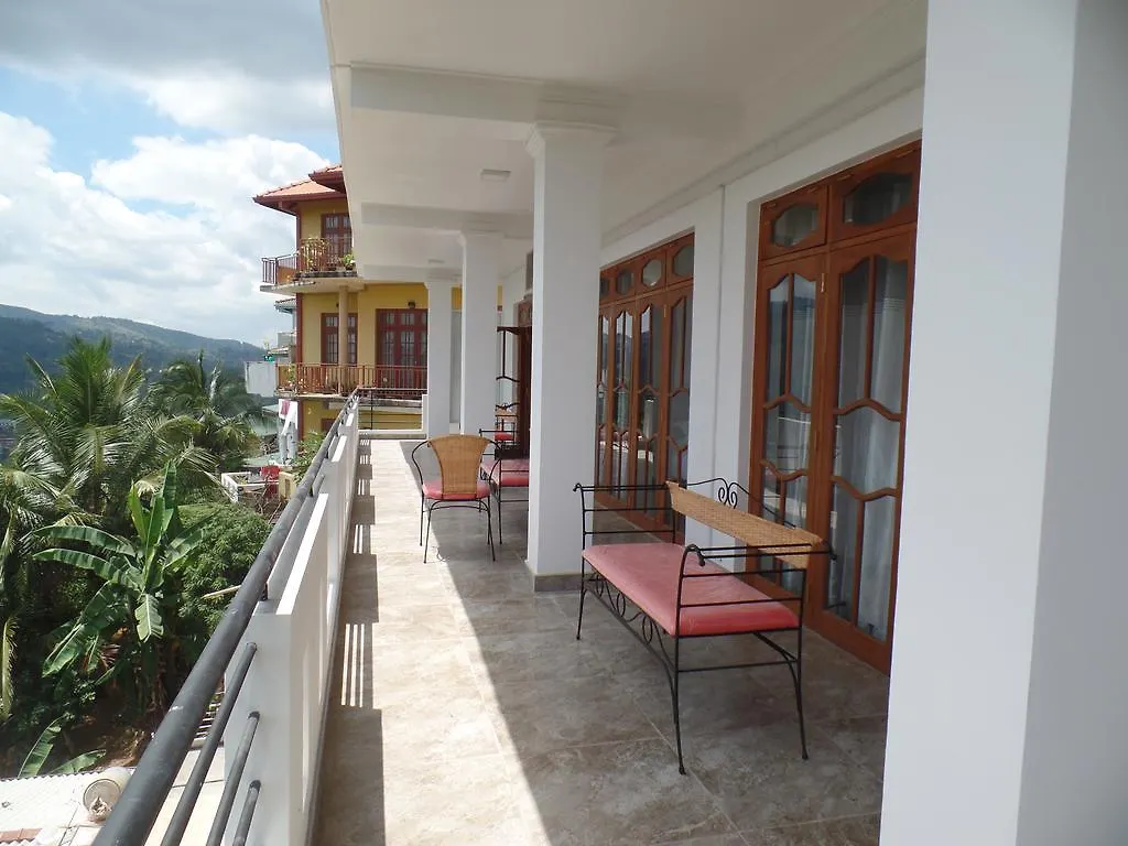 Hotel Kandyan Bluestar Villa